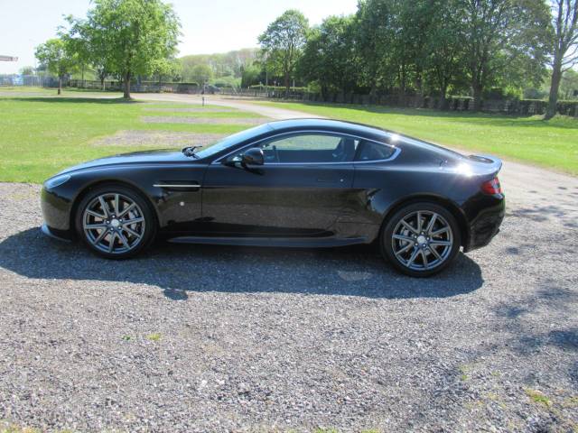 2015 Aston Martin Vantage 4.7 2dr [420]