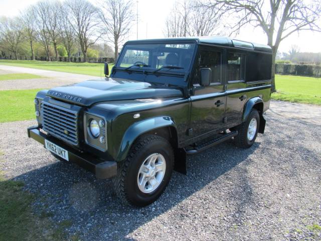 Land Rover Defender XS Utility Wagon TDCi [2.2] Four Wheel Drive Diesel Aintree Green