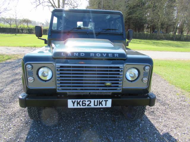 2012 Land Rover Defender XS Utility Wagon TDCi [2.2]