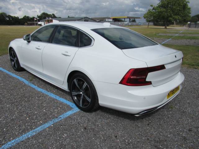 2019 Volvo S90 2.0 T4 R DESIGN 4dr Geartronic