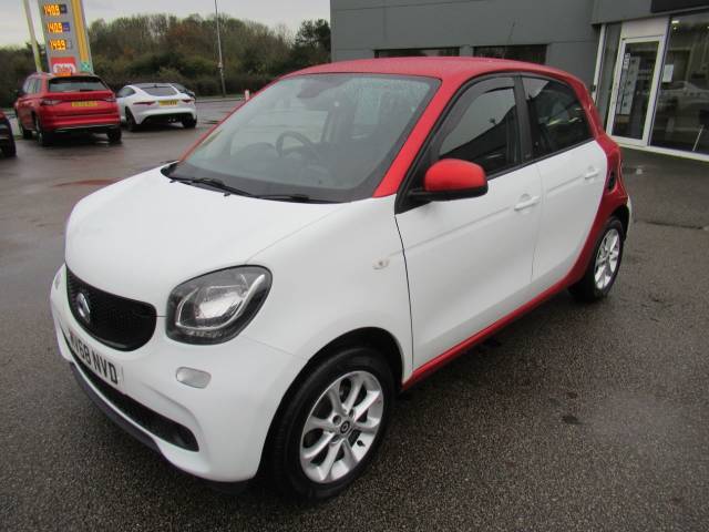 Smart Forfour 1.0 Passion 5dr Hatchback Petrol White & Red