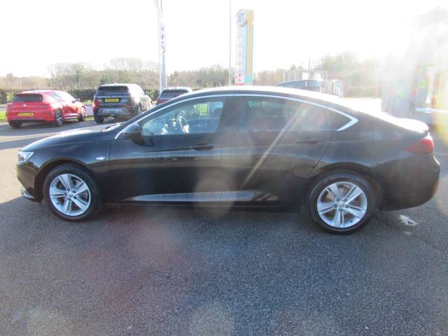 2018 Vauxhall Insignia 1.6 Turbo D ecoTec [136] SRi Nav 5dr