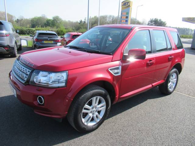 Land Rover Freelander 2.2 SD4 XS 5dr Auto Estate Diesel Firenze Red