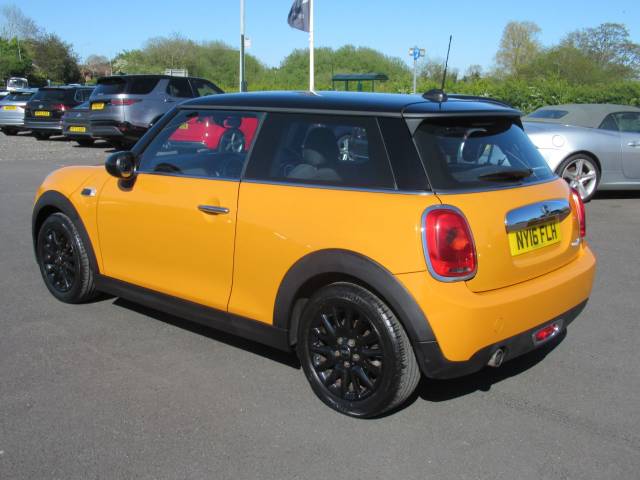 2016 Mini Hatchback 1.5 Cooper 3dr